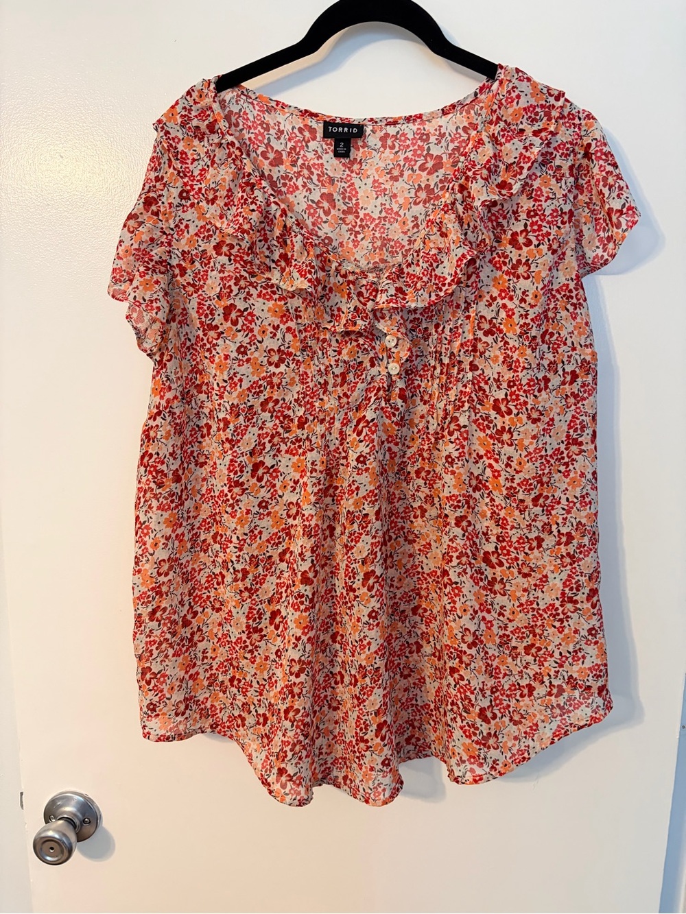 Torrid 2X Floral Ruffle Blouse Orange Red Ivory Flutter Sleeve